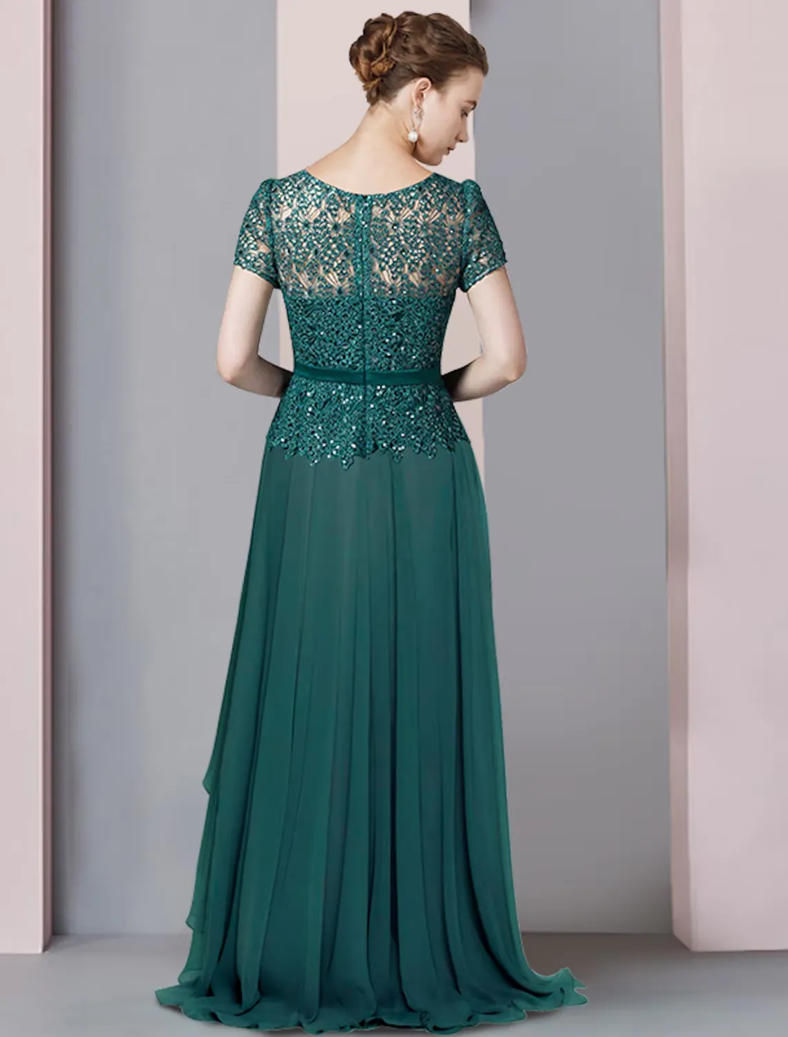 A-Line Mother of the Bride Dress Formal Party Sparkle Shine Elegant V Neck Floor Length Chiffon Sequined Short Sleeve with Pleats Sequin