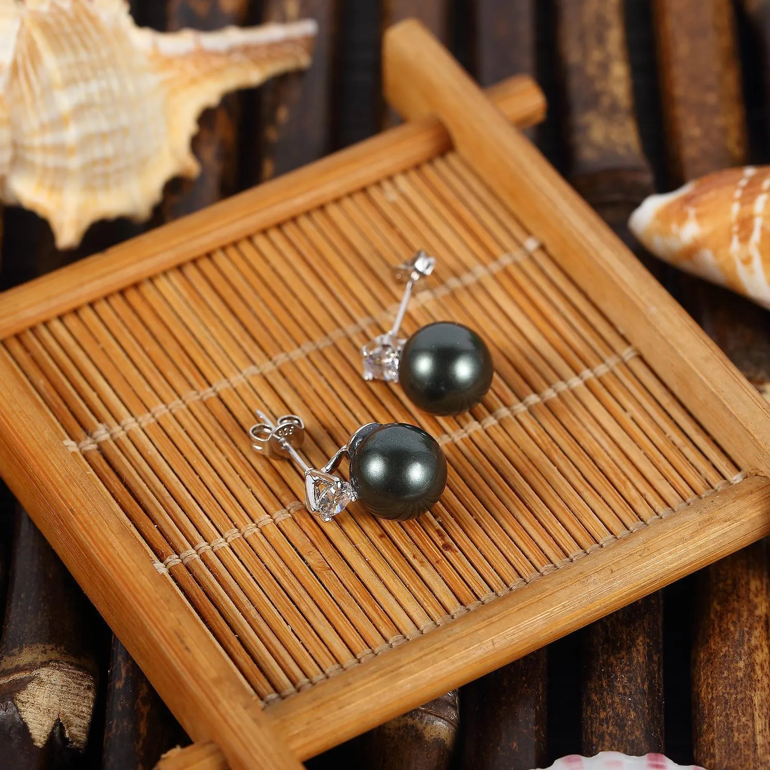 Black/Silver Stud Pearl Earrings PSE003