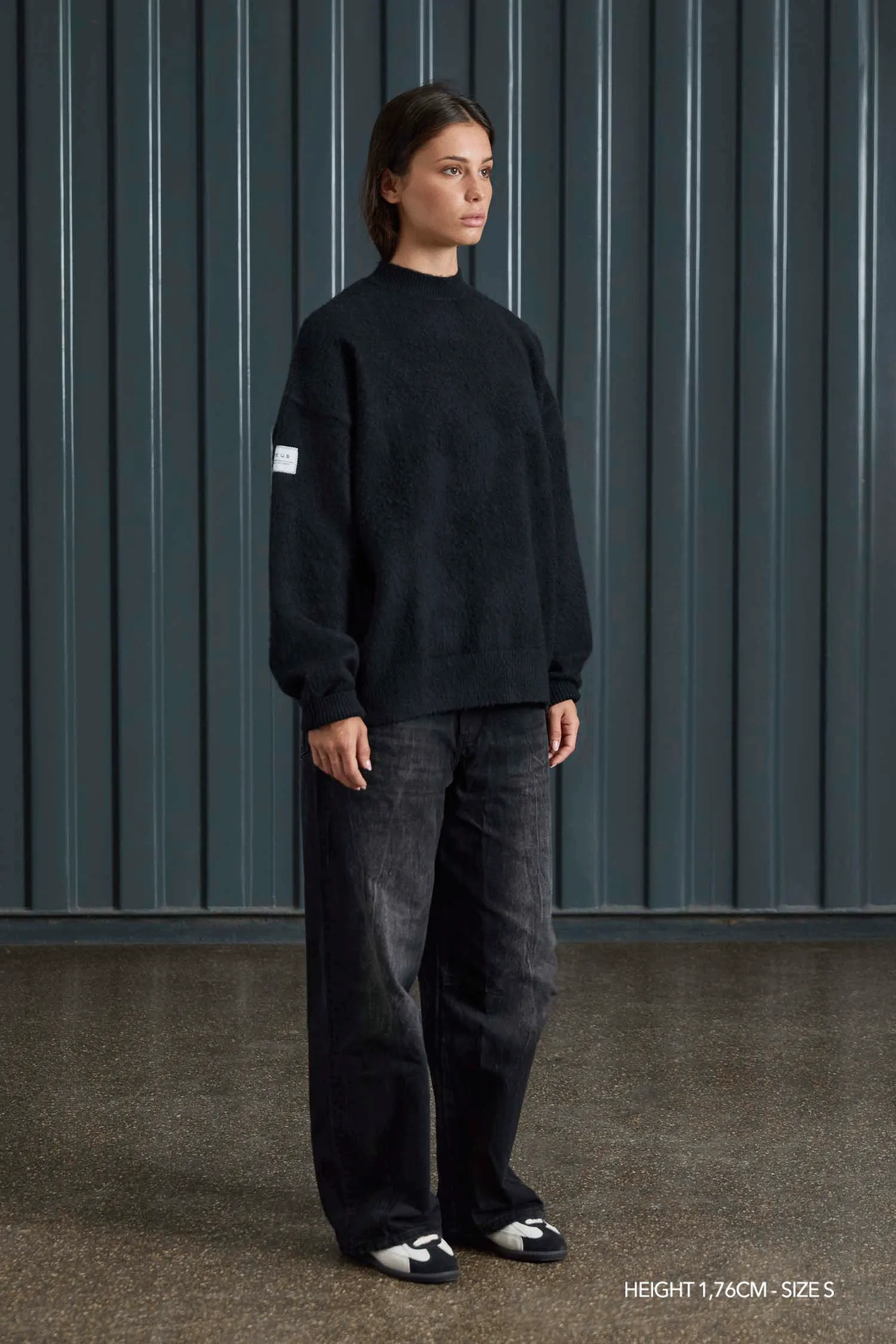 CROW "VANGUARD" SOFT KNITTED