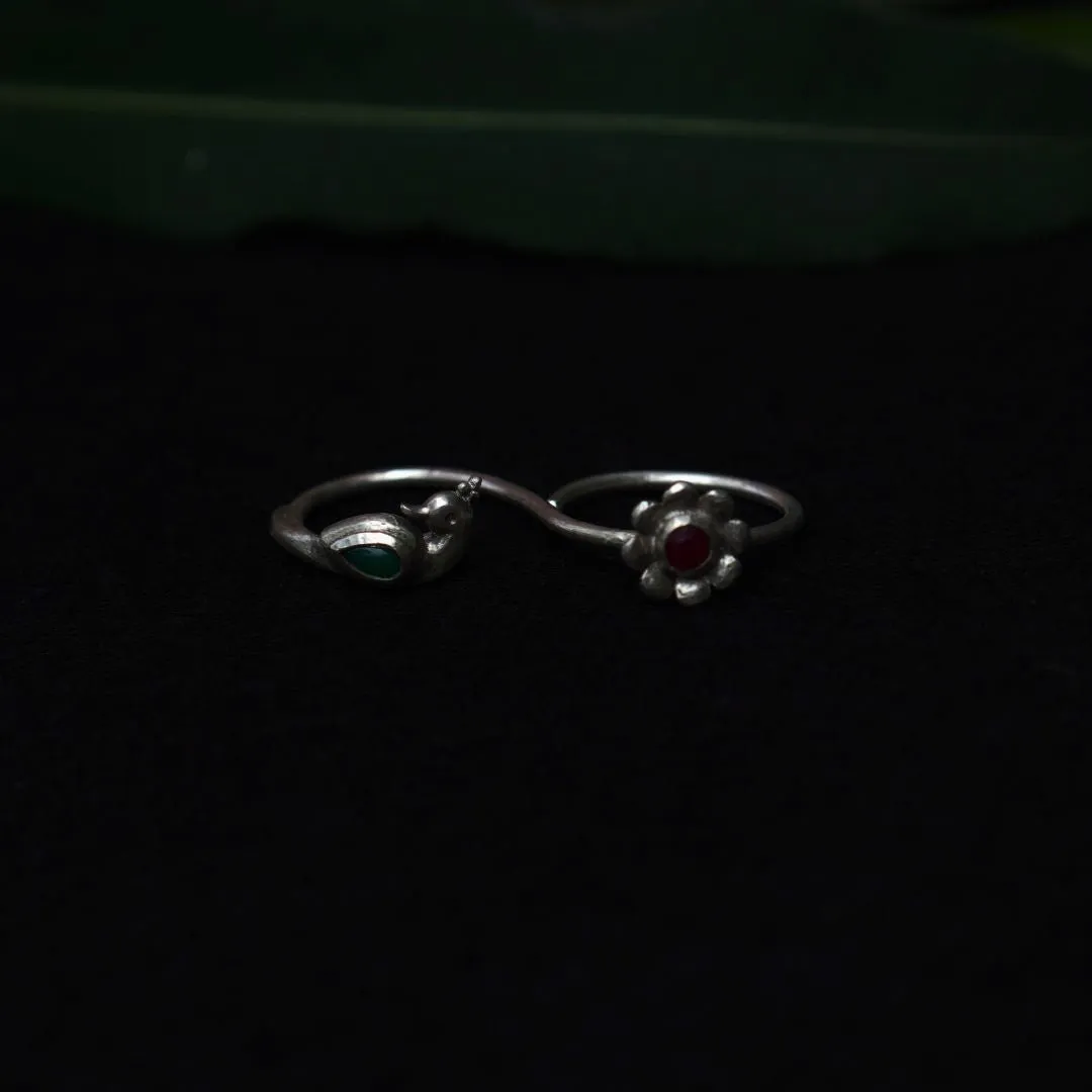 Mayur Two Finger Ring