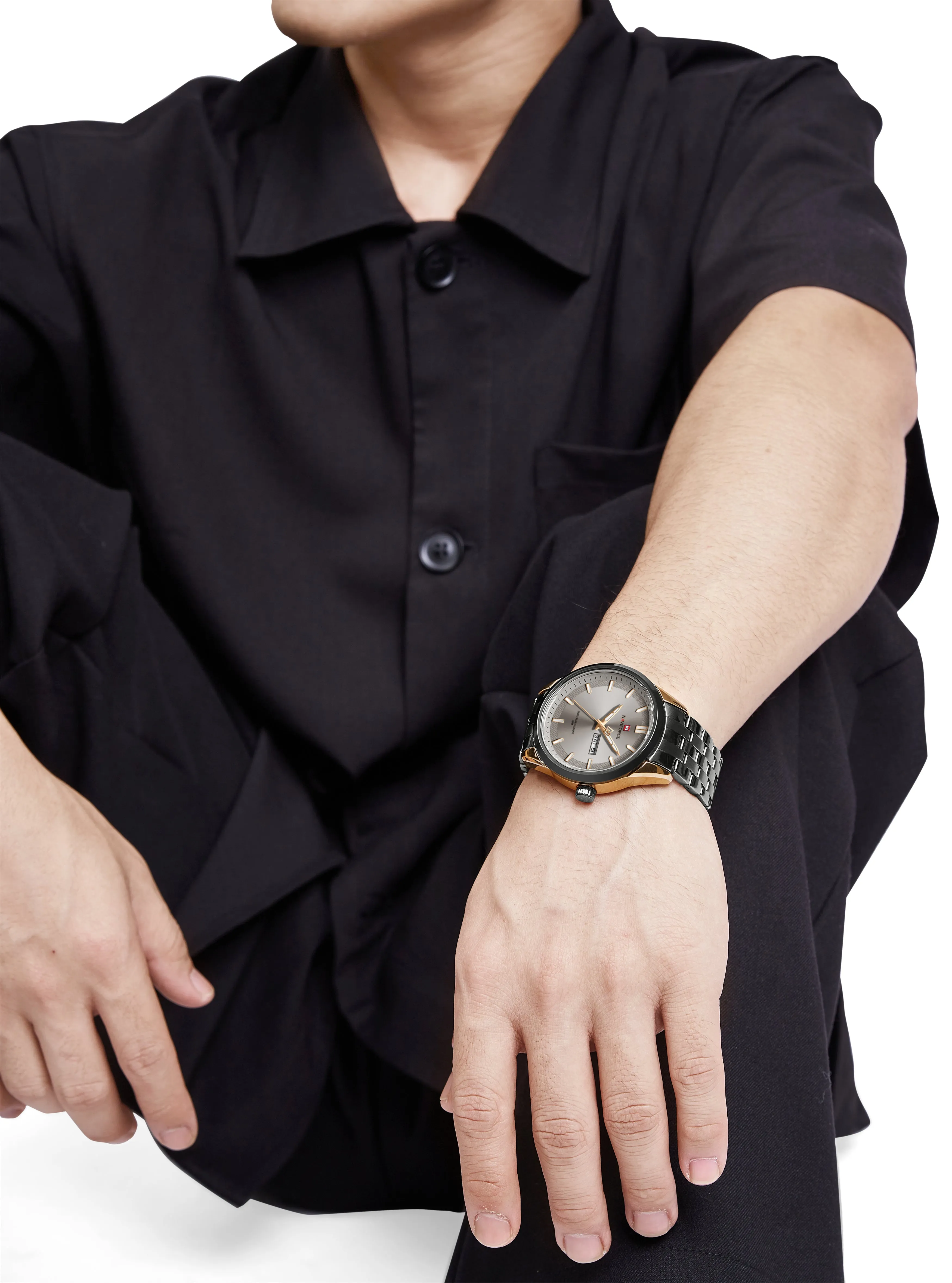Naviforce NF9203 Men's Watch Old School Design Casual Classic Day Date Quartz WristWatch For Man Gift