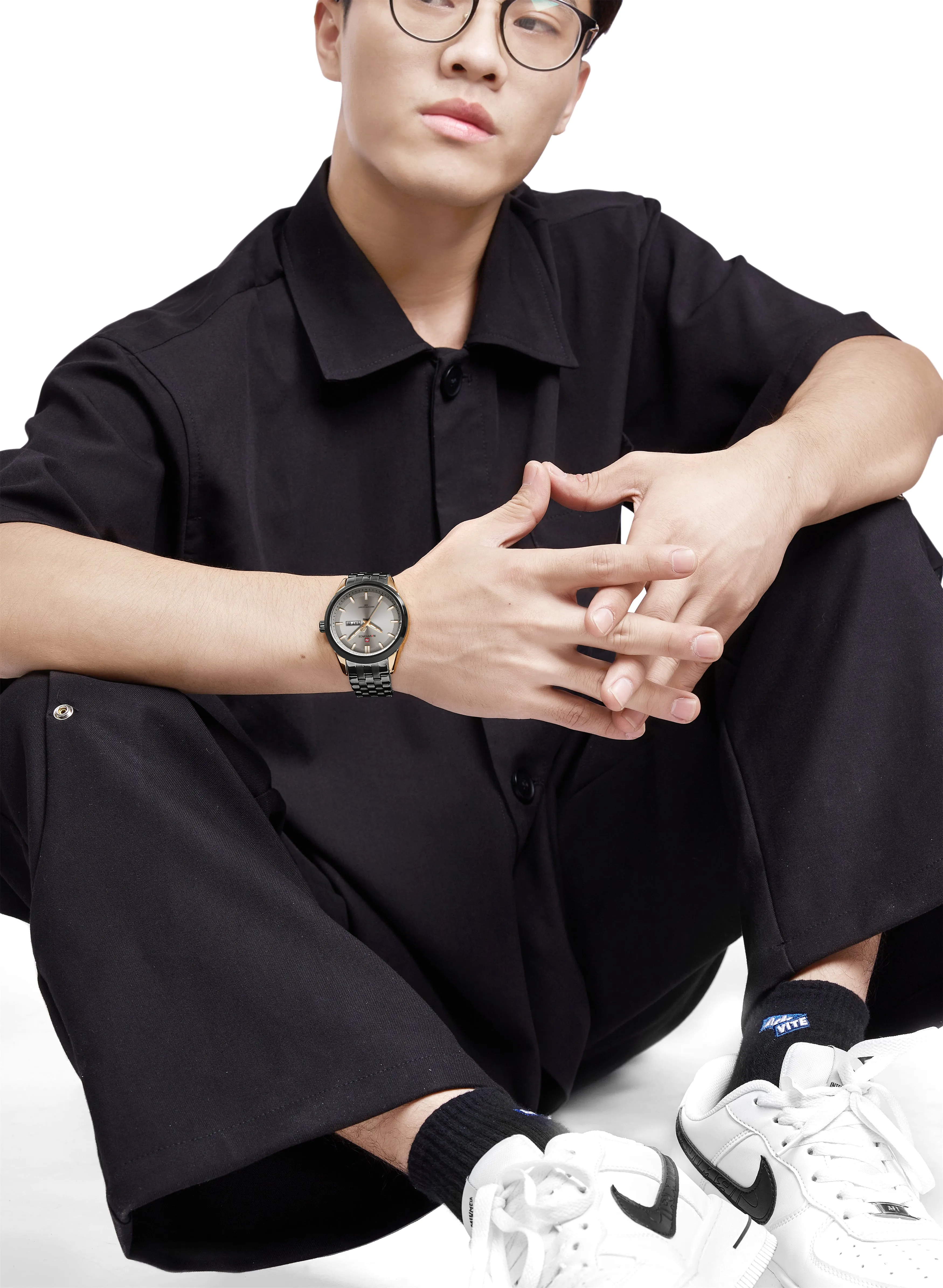 Naviforce NF9203 Men's Watch Old School Design Casual Classic Day Date Quartz WristWatch For Man Gift